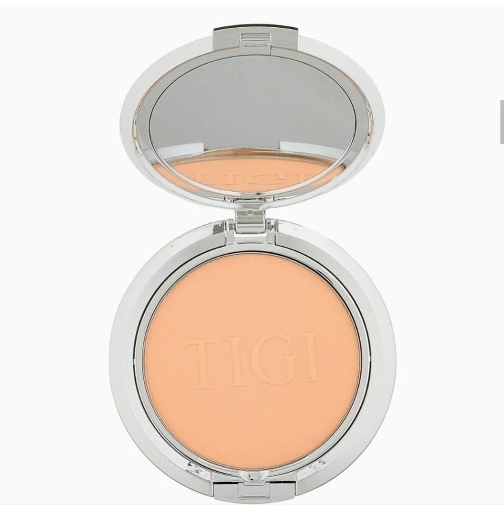 LAST ONE ❤️ TIGI Powder Foundation Shade  Shi Shi